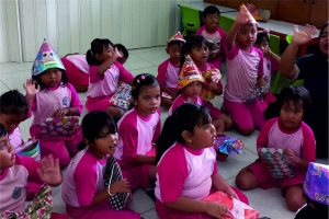 SMP Xaverius 2 Berbagi Kasih Dalam Rangka Hari Valentine